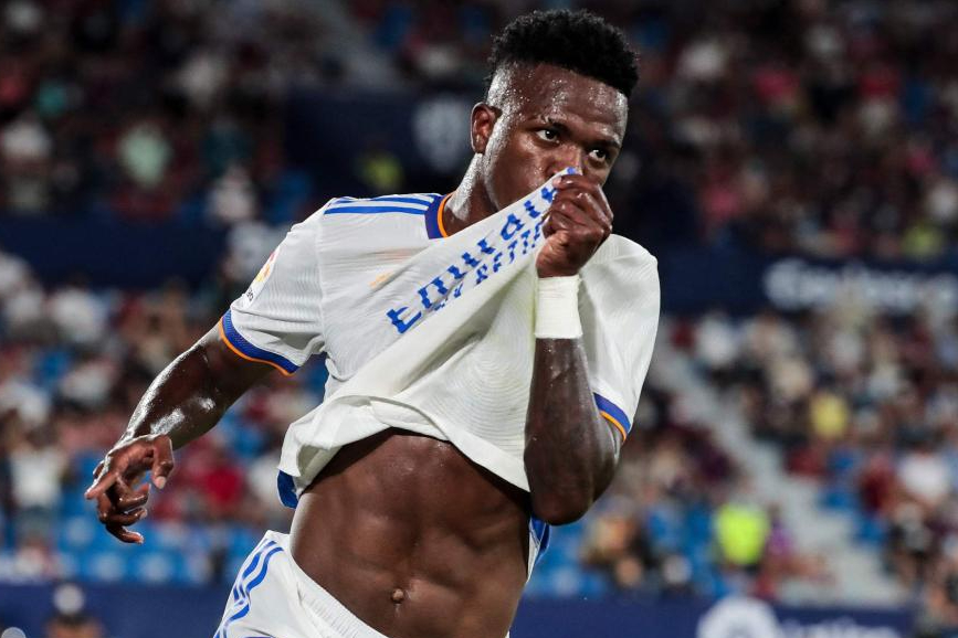 凯恩焦点对战,Ming与50激战西班牙队分钟,最后时刻胜出胜负难料!比赛高潮迭起 凯恩焦点对战,Ming与50激战西班牙队分钟,最后时刻胜出胜负难料!比赛高潮迭起