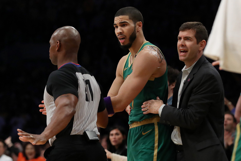 欧超杯转会期再迎强敌;波士顿凯尔特人完成体检;主帅态度——管理层满意;心理建设被强调的简单介绍 欧超杯转会期再迎强敌;波士顿凯尔特人完成体检;主帅态度——管理层满意;心理建设被强调的简单介绍