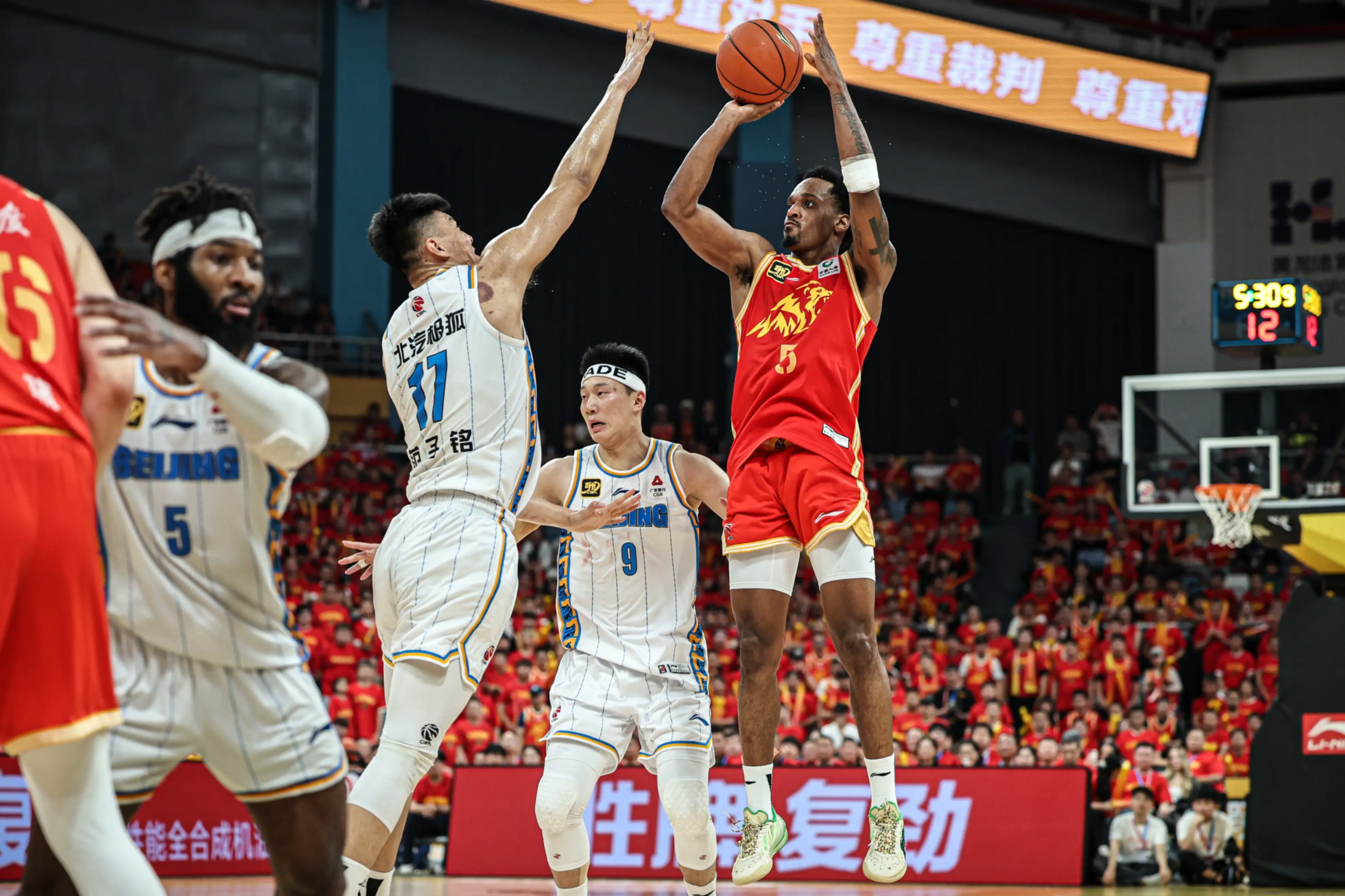九游-深圳男篮内部会议纪要流出：赛后遗憾出局，NBA季后赛使命明确，团队化学反应显著的简单介绍-九游
